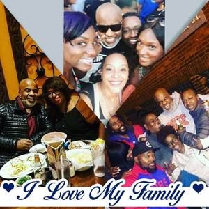 Meet your Posher, Derrick